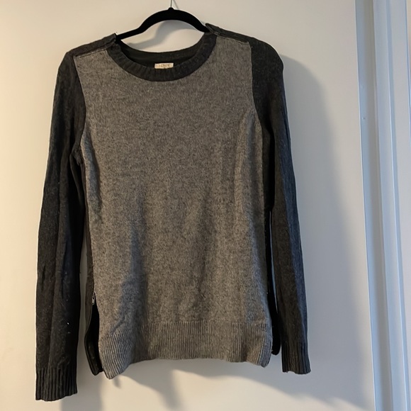 J.Crew sweater size small - Picture 2 of 7